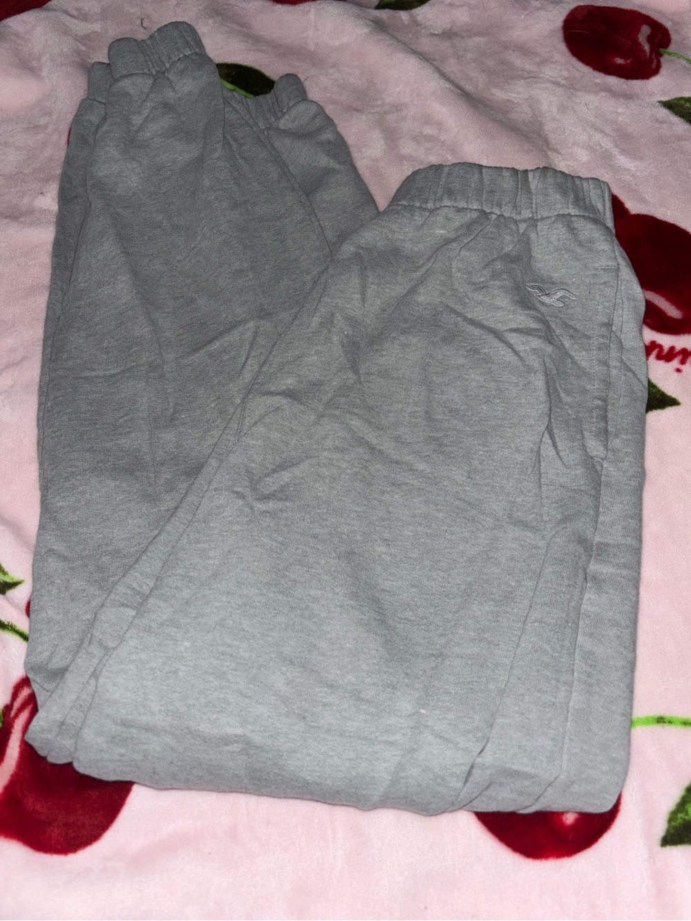 grey hollister joggers
